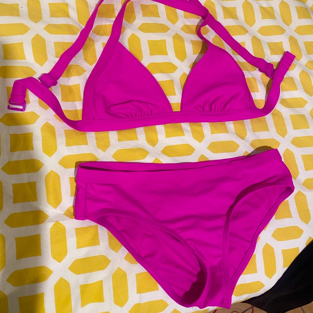 TARGET FUCHSIA BIKINI